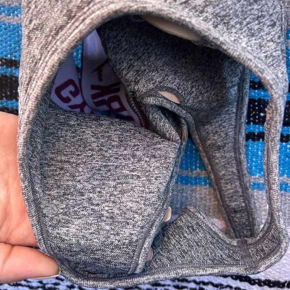 NWOT grey GymShark sports bra - Picture 8 of 9
